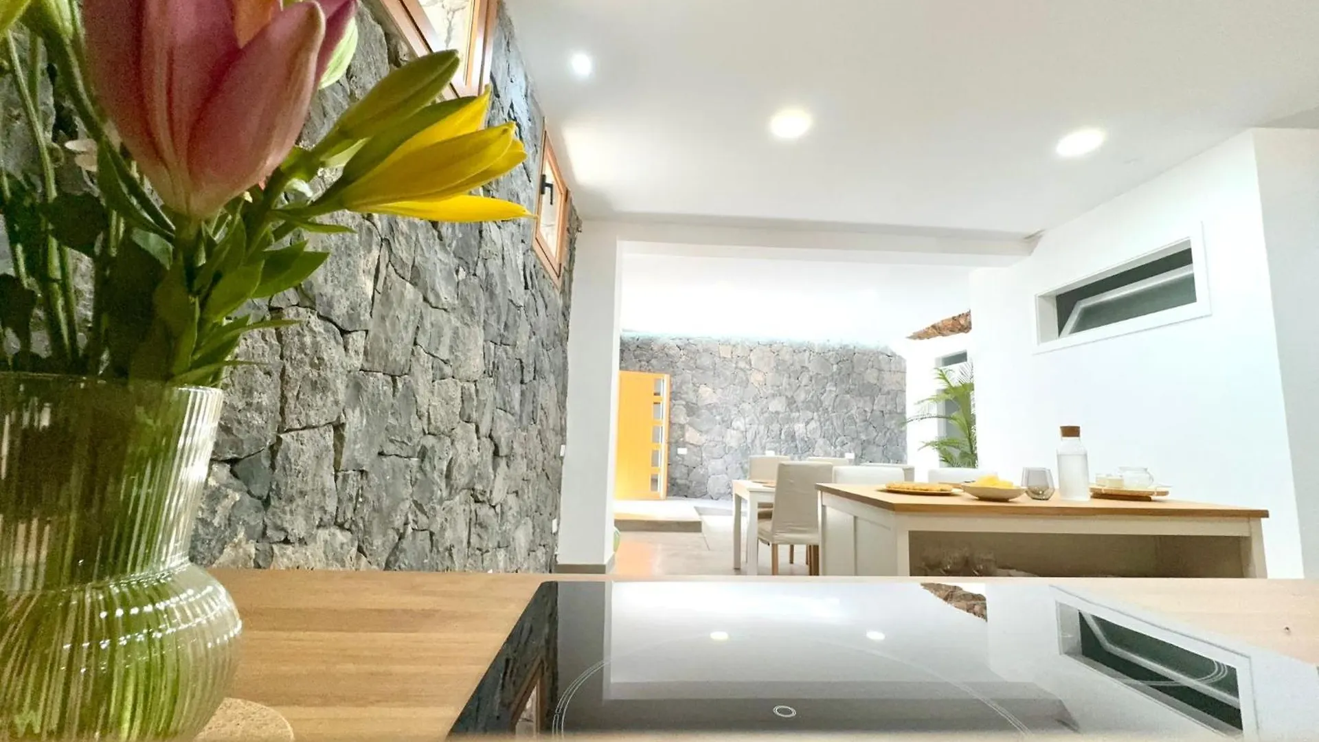 Luxury Home Natural Risco Barrio Taucho Chalet
